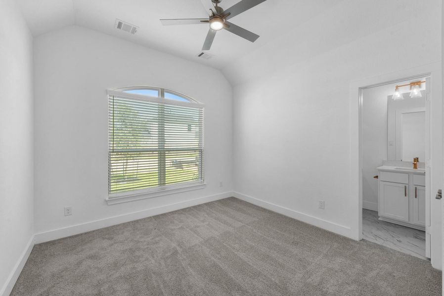 Spacious, unfurnished interior of a new home in Morton Creek Ranch, Katy (Image 22). Spacious, unfurnished interior of a new home in Morton Creek Ranch, Katy (Image 22).