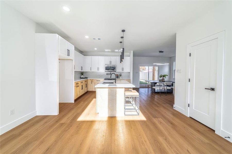 Furnished interior view inside a new home in , Dallas (Image 36).