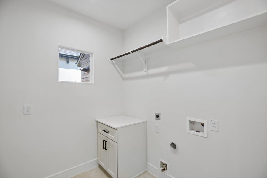 Image 43 of a home in . Image 43 of a home in .