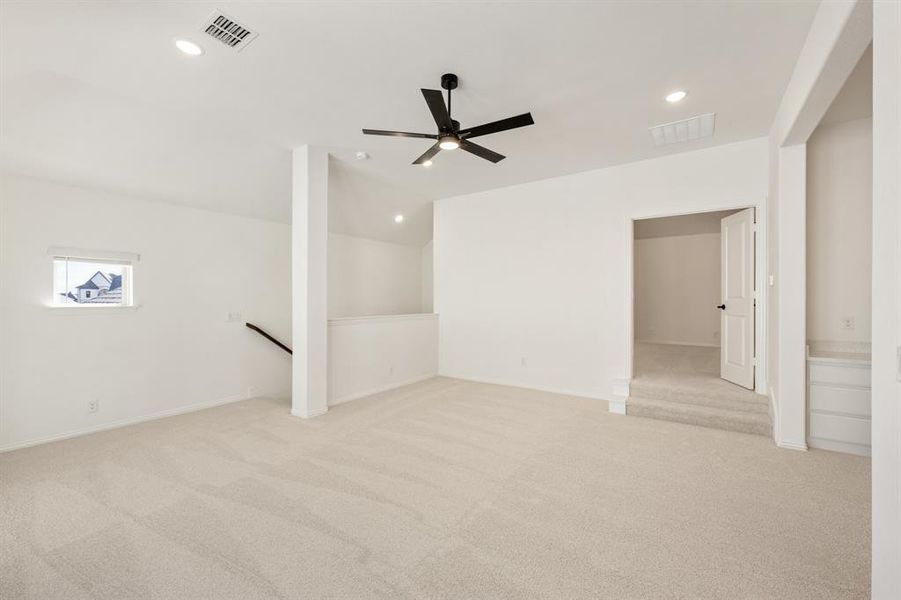 Spacious, unfurnished interior of a new home in Union Park Classic 55, Little Elm (Image 32).