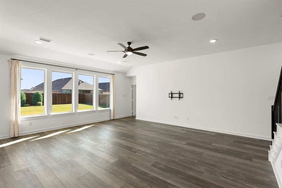 06. 1022 Watercourse - Family (2) 06. 1022 Watercourse - Family (2)