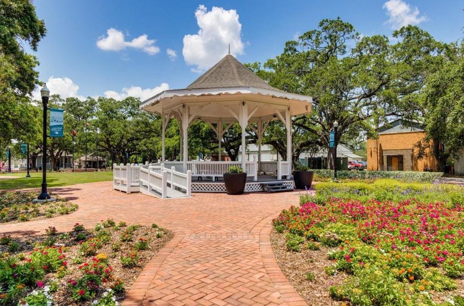 Community amenities in Samara: Watermill Collection, League City (Image 9).