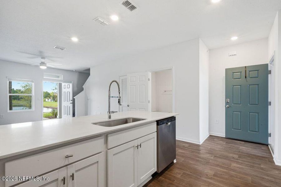 Furnished interior view inside a new home in , Middleburg (Image 5).