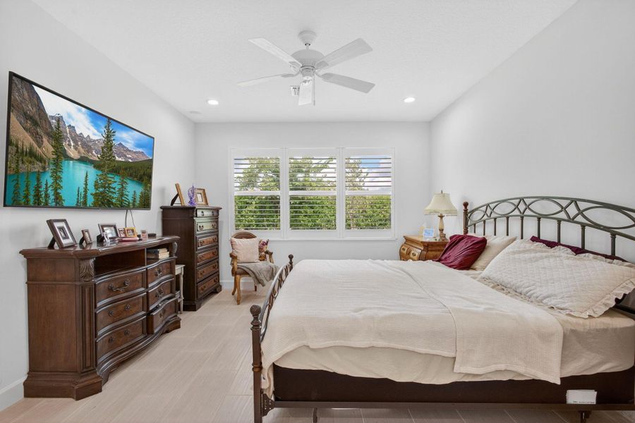 Furnished interior view inside a new home in , Port St. Lucie (Image 11).