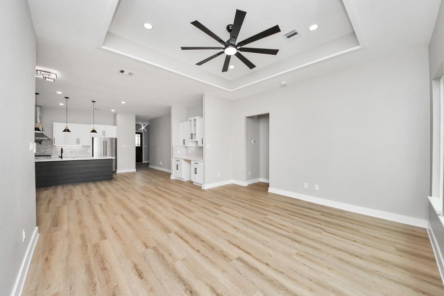 Spacious, unfurnished interior of a new home in , Pasadena (Image 32).