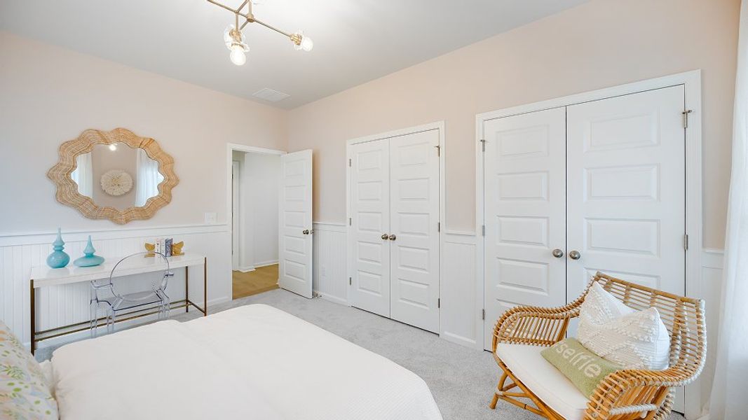 1767 Litchfield II Bed2 1of2 F1 Base3 1767 Litchfield II Bed2 1of2 F1 Base3