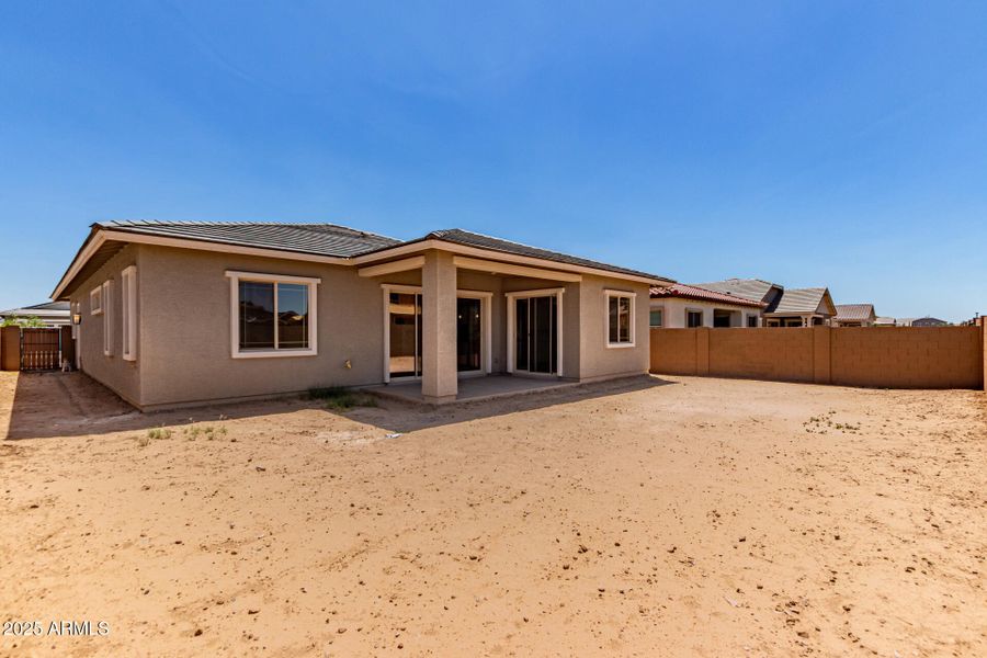 30 - Saddle 30 - Saddle