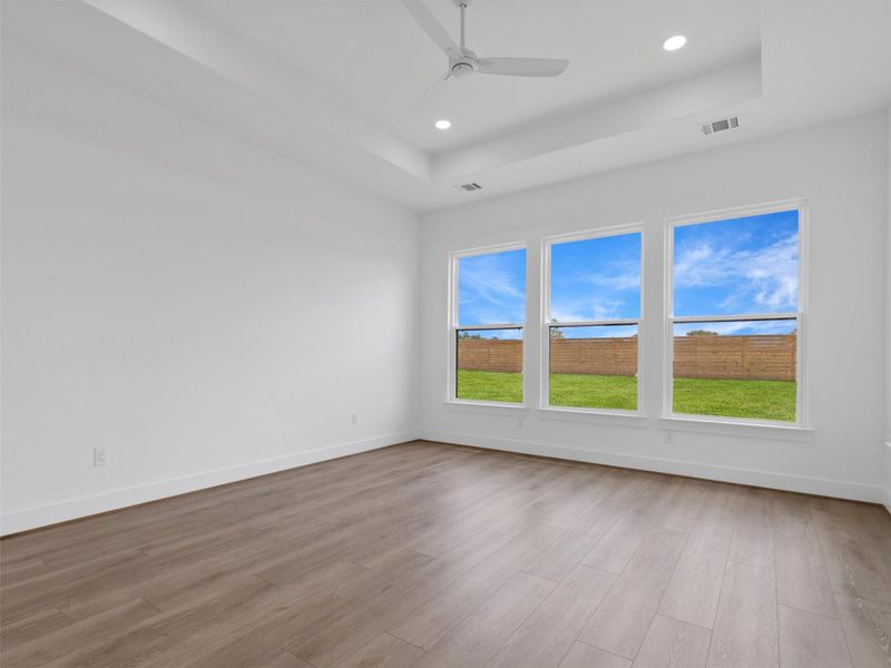 Spacious, unfurnished interior of a new home in , Smithville (Image 34).