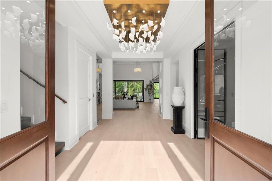 Image 98 of a home in .