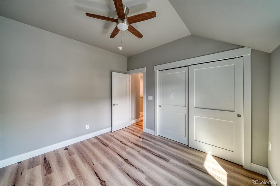 Spacious, unfurnished interior of a new home in , Salida (Image 29).