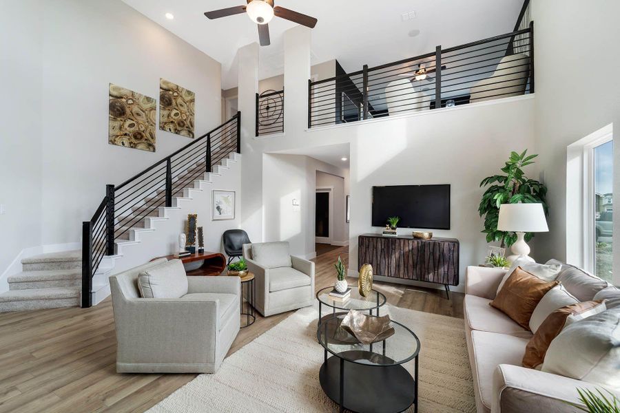 Furnished interior view inside a new home in Steed Landing, Texas City (Image 3).