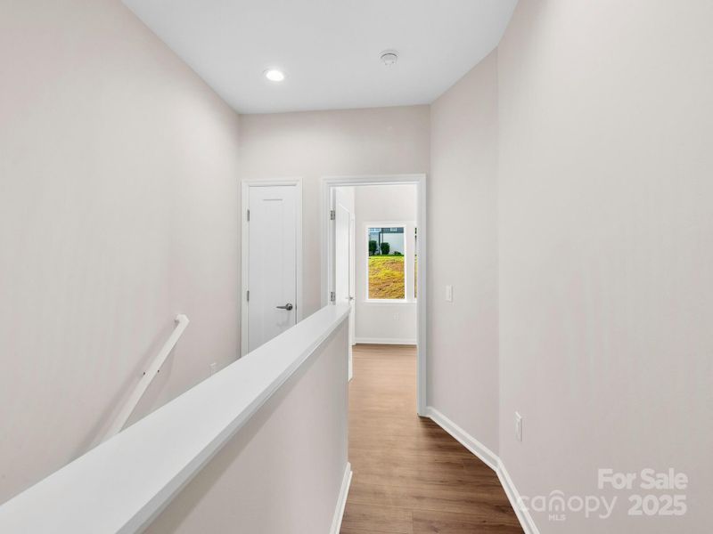 Image 29 of a home in .