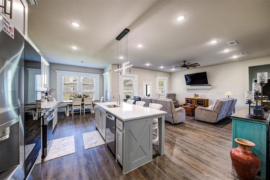 Furnished interior view inside a new home in , Bridgeport (Image 12).