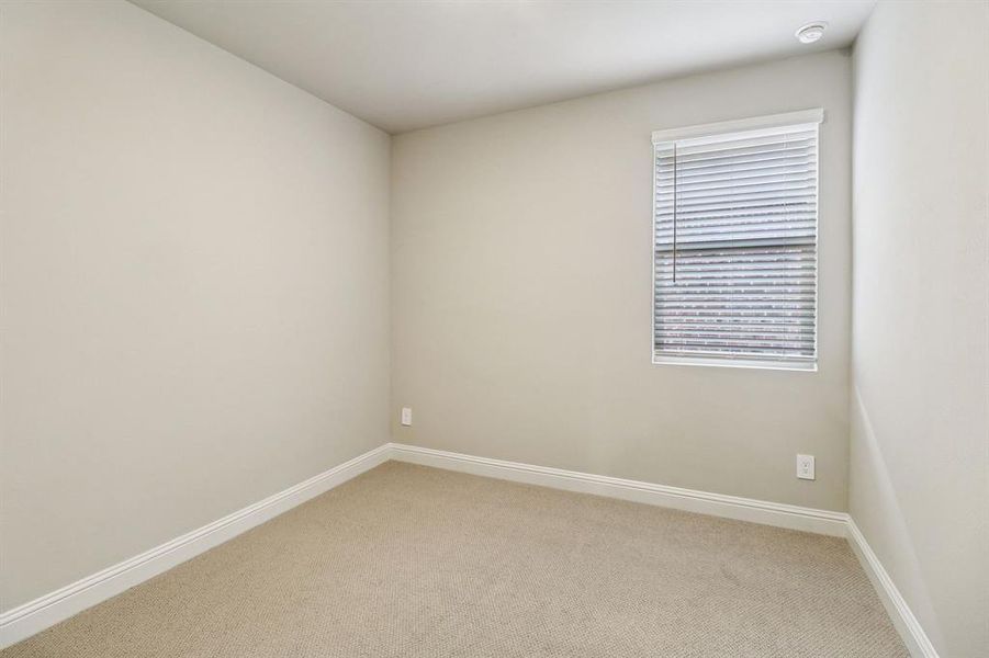 Spacious, unfurnished interior of a new home in Lakehaven - Premier Series, Farmersville (Image 24).