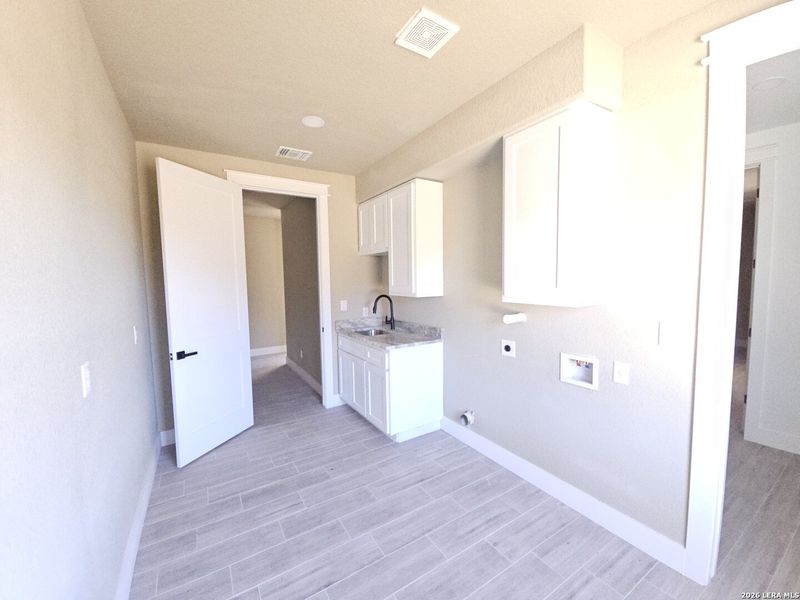 Image 29 of a home in .