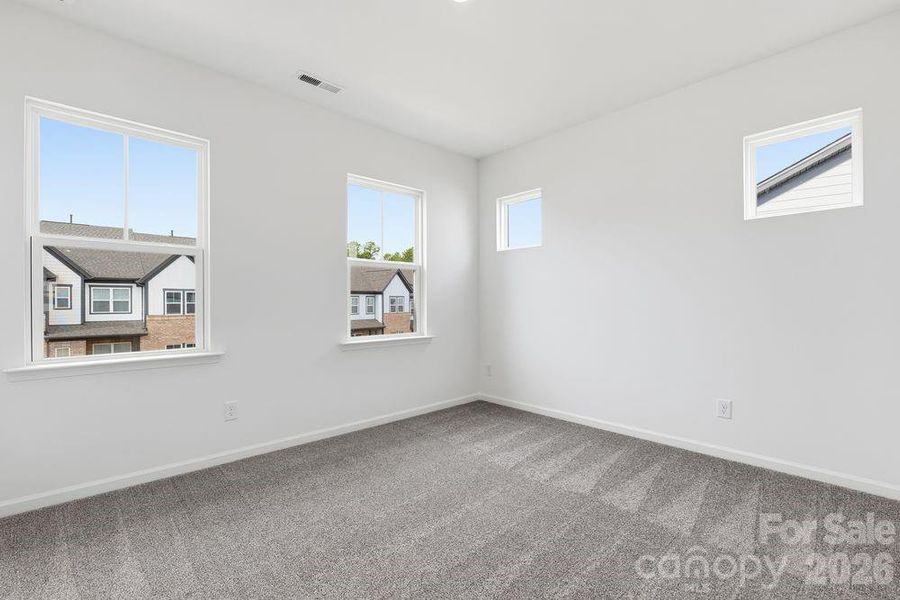 3131 Beacon Heights ~ Ready Now