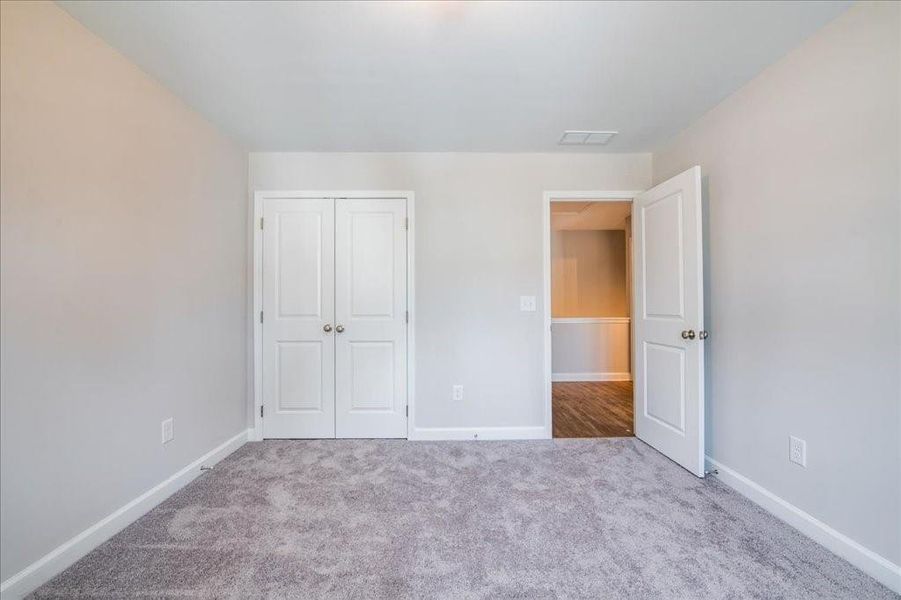 Spacious, unfurnished interior of a new home in Cherokee Township, Acworth (Image 39). Spacious, unfurnished interior of a new home in Cherokee Township, Acworth (Image 39).