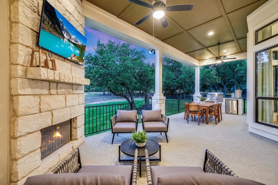 Representative exterior details of a home built from the San Simeon I by Giddens Homes in Clearwater Ranch, Liberty Hill (Image 3).