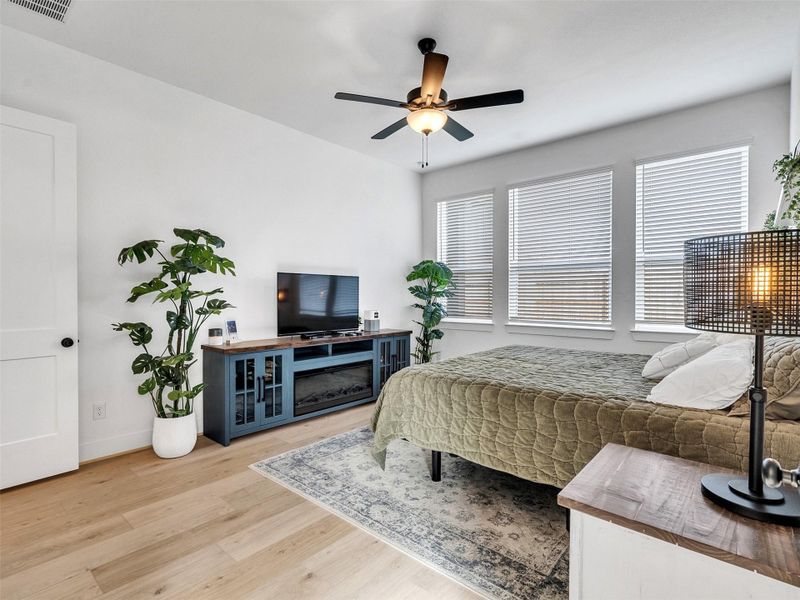Furnished interior view inside a new home in Cherrywood Estates, Tomball (Image 8). Furnished interior view inside a new home in Cherrywood Estates, Tomball (Image 8).