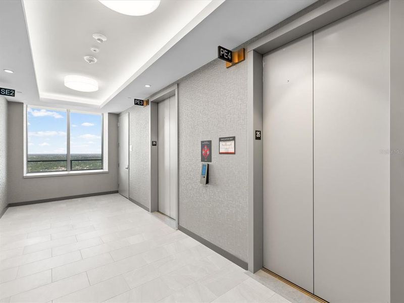 Spacious, unfurnished interior of a new home in , St. Petersburg (Image 23). Spacious, unfurnished interior of a new home in , St. Petersburg (Image 23).