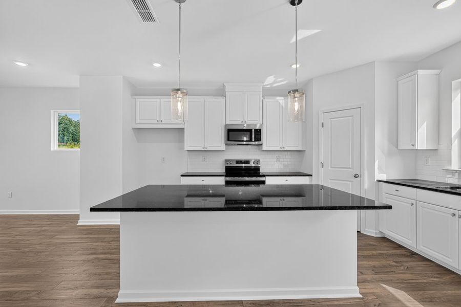Furnished interior view inside a new home in Rosewood Farm, Lawrenceville (Image 7).