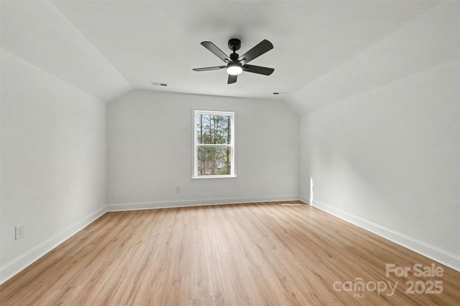 Upstairs bedroom Upstairs bedroom