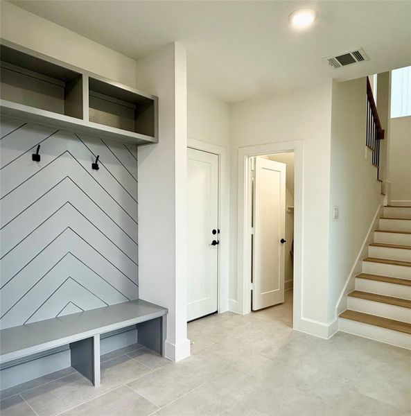 Spacious, unfurnished interior of a new home in , Houston (Image 28).