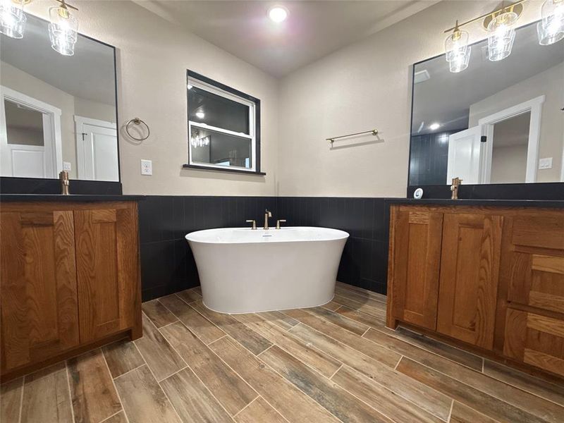 Furnished interior view inside a new home in , Chico (Image 3).