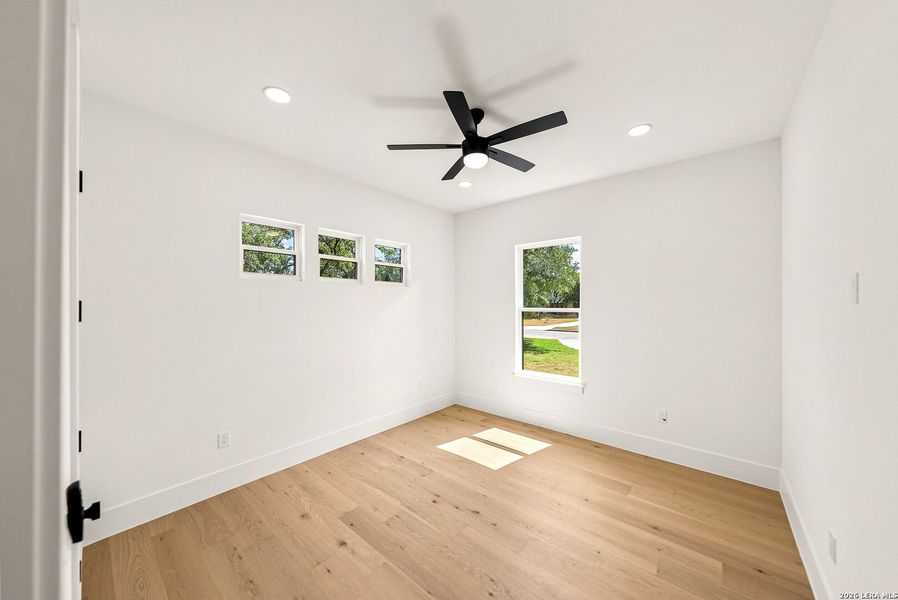 Spacious, unfurnished interior of a new home in , Boerne (Image 46).