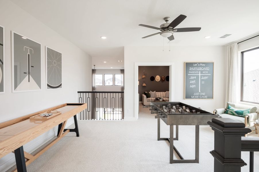 Representative furnished interior of a home built from the Goldeneye by Tri Pointe Homes in Jubilee 50′, Hockley (Image 36).