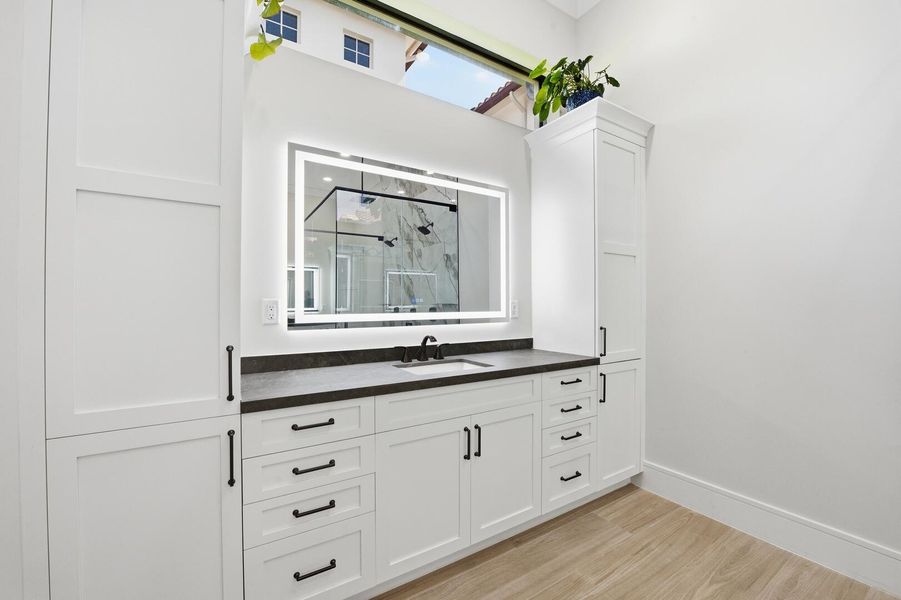 Dual Sinks