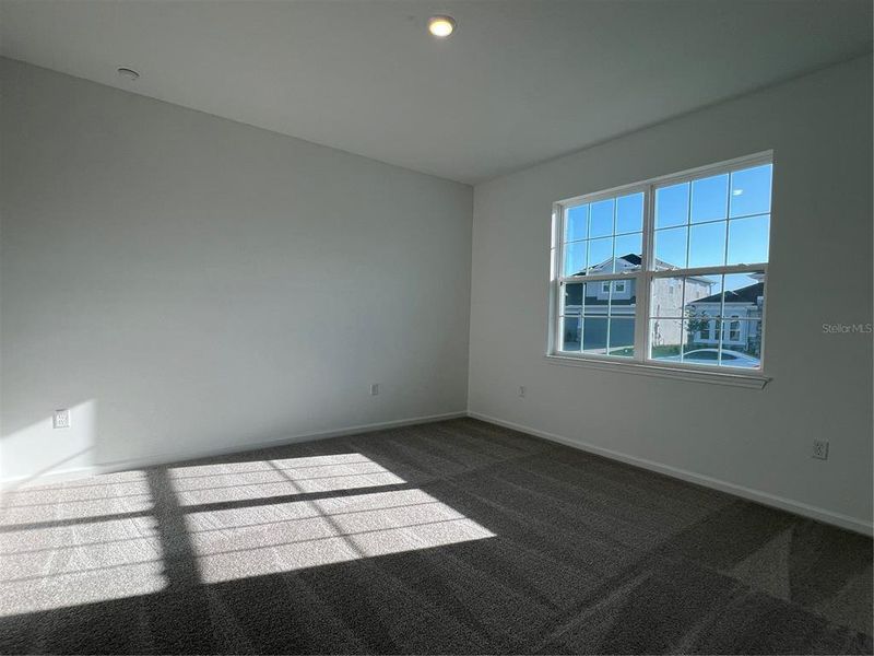 Spacious, unfurnished interior of a new home in Hills of Minneola, Minneola (Image 18).