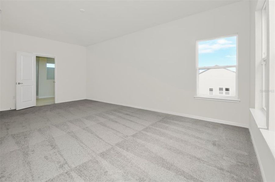 Spacious, unfurnished interior of a new home in Weslyn Park, St. Cloud (Image 30).