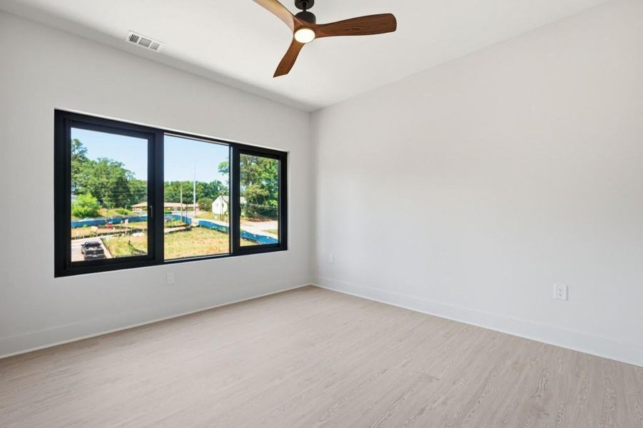Spacious, unfurnished interior of a new home in , Decatur (Image 38).