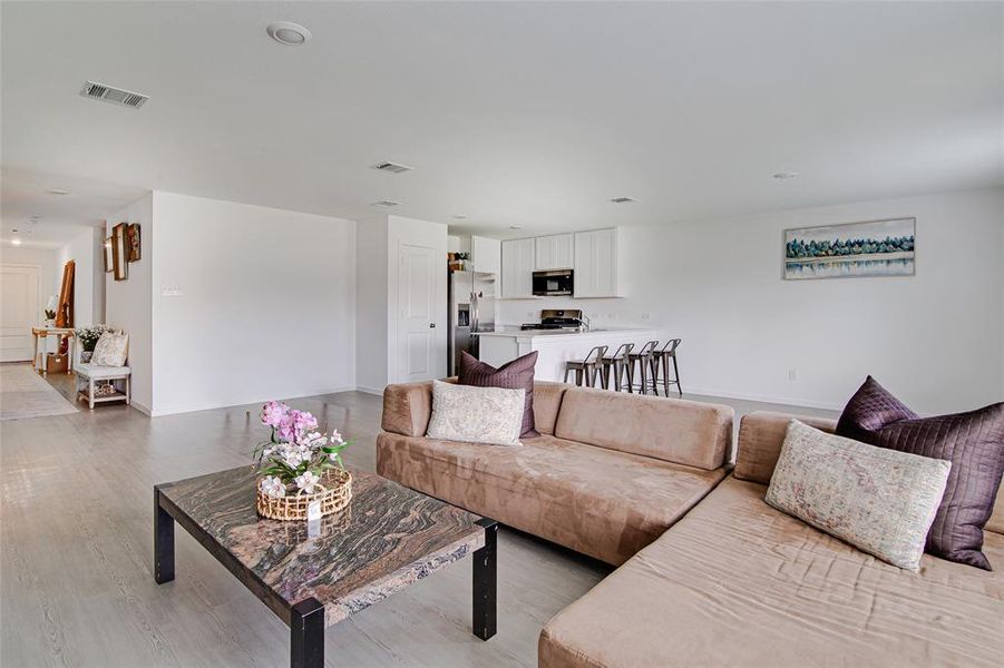 Furnished interior view inside a new home in , Fort Worth (Image 4).