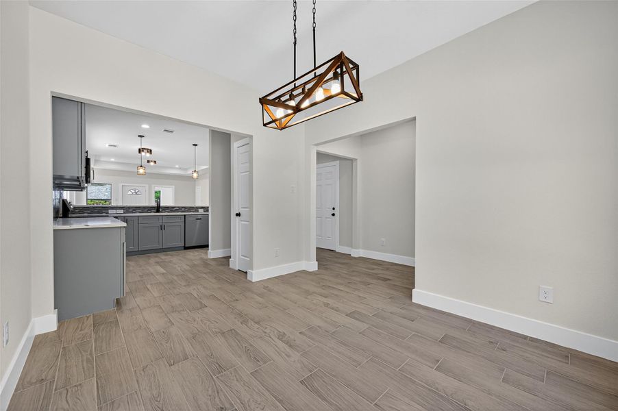 Spacious, unfurnished interior of a new home in , Cleveland (Image 24).