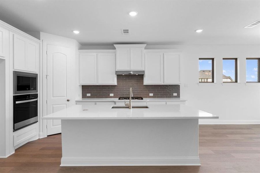 DAL_Hillside Village_ Mineola_608 Limerick Lane (8)