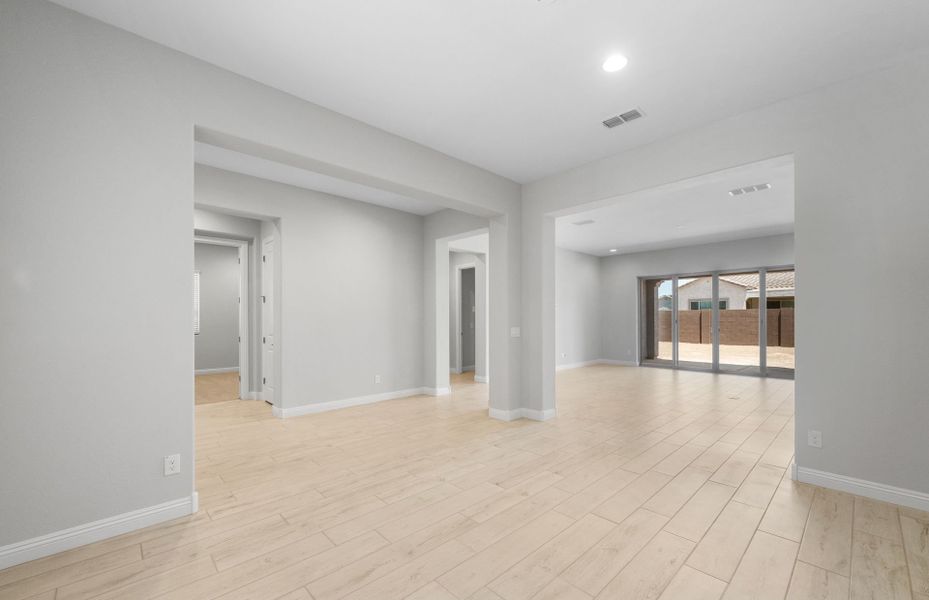 Spacious, unfurnished interior of a new home in Harvest - Enchantment Series, Queen Creek (Image 19). Spacious, unfurnished interior of a new home in Harvest - Enchantment Series, Queen Creek (Image 19).