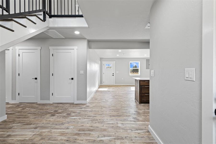 Spacious, unfurnished interior of a new home in , Winnsboro (Image 21).