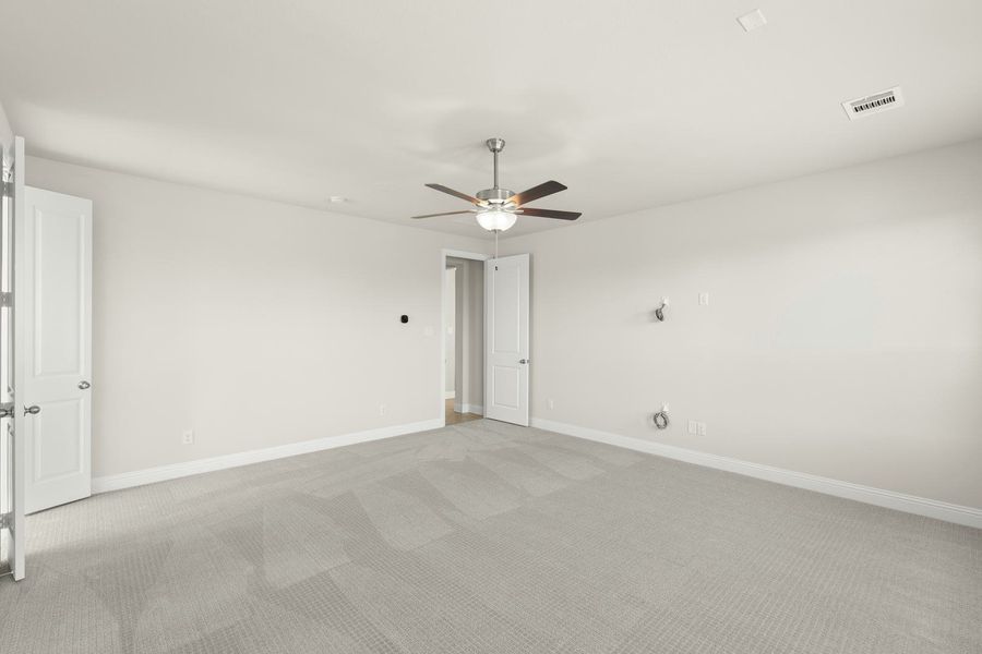 Spacious, unfurnished interior of a new home in Heritage, McLendon-Chisholm (Image 31). Spacious, unfurnished interior of a new home in Heritage, McLendon-Chisholm (Image 31).
