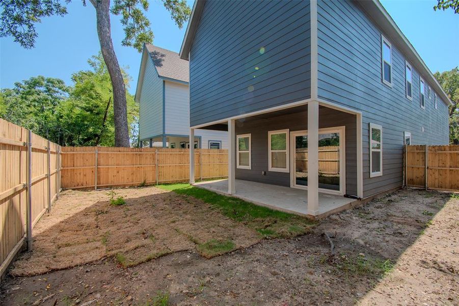 Front exterior of a new home in , Dallas, TX, highlighting curb appeal (Image 23).