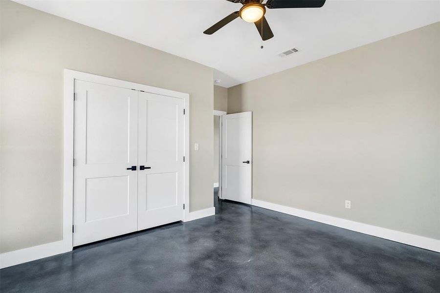 Spacious, unfurnished interior of a new home in , Stephenville (Image 22).