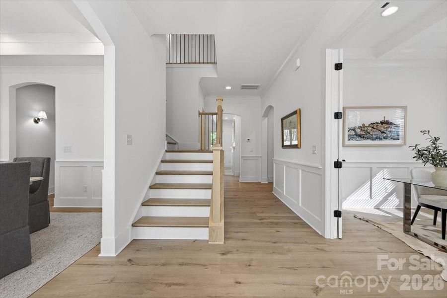 Image 47 of a home in .