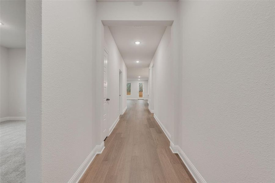 Spacious, unfurnished interior of a new home in Creekside of Crowley, Crowley (Image 27).