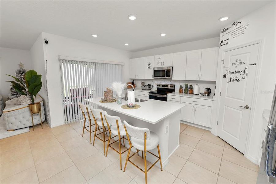 Furnished interior view inside a new home in Ironwood, Lakeland (Image 25).