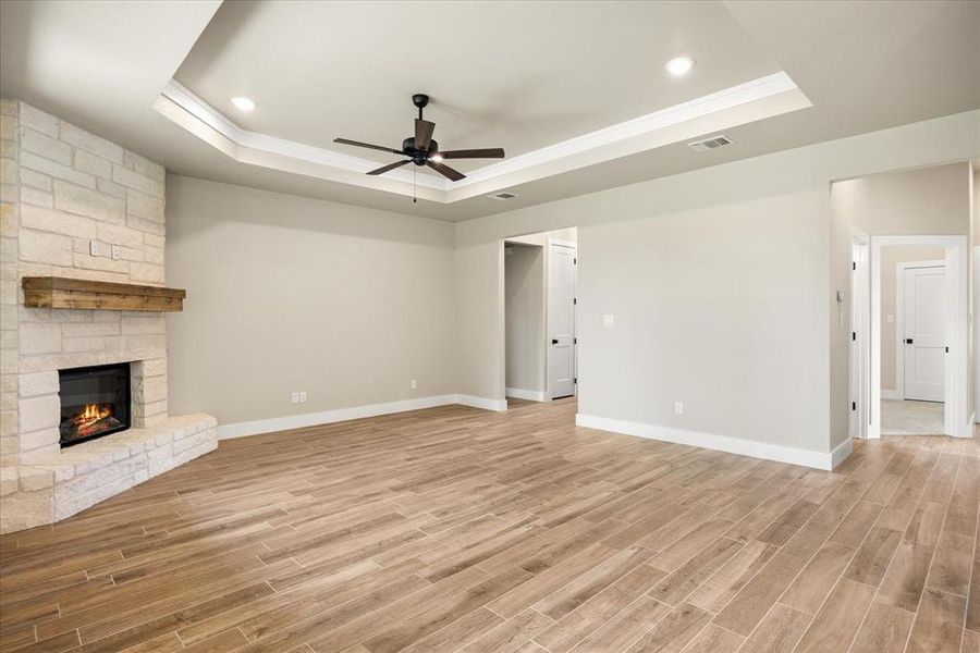 Spacious, unfurnished interior of a new home in , Granbury (Image 26). Spacious, unfurnished interior of a new home in , Granbury (Image 26).