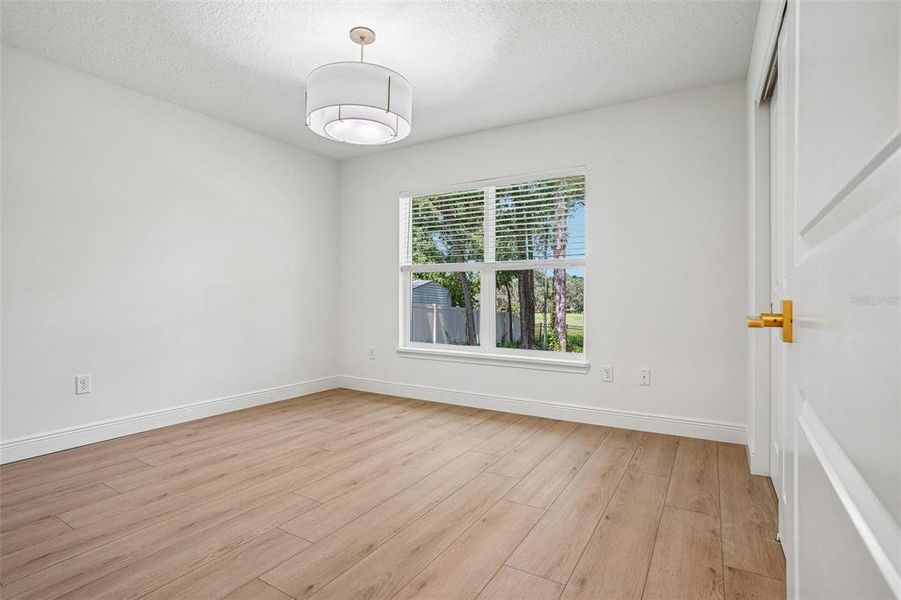Spacious, unfurnished interior of a new home in , Citrus Springs (Image 45).