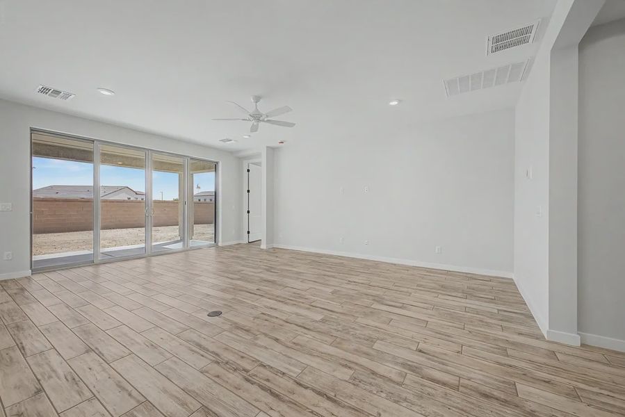Spacious, unfurnished interior of a new home in Forté at Granite Vista, Waddell (Image 21).