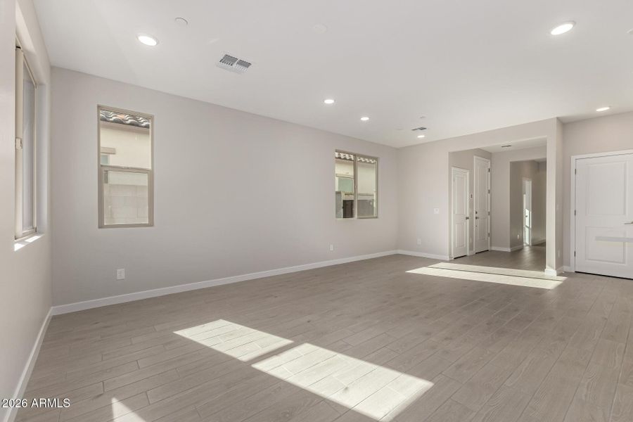 44 - Great Room & Dining