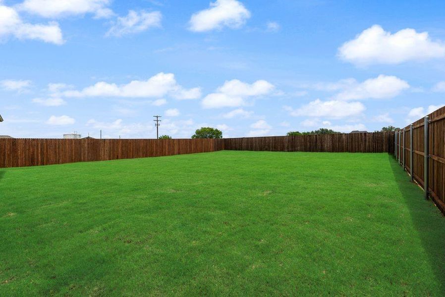 El Dorado-Concept 2065-LD-S-288 Coronado Court-Backyard2-Risewell Homes